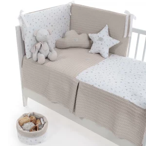 Colcha Y Protector Uzturre Benjamin Beige Para Cuna 60X120