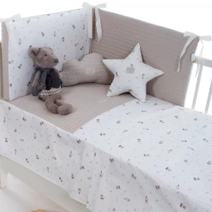 Colcha Y Protector Uzturre Gaspar Beige Topo Para Cuna 60X120